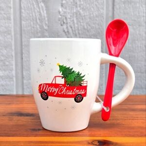 Merry Christmas Mug with Spoon Ceramic NWT